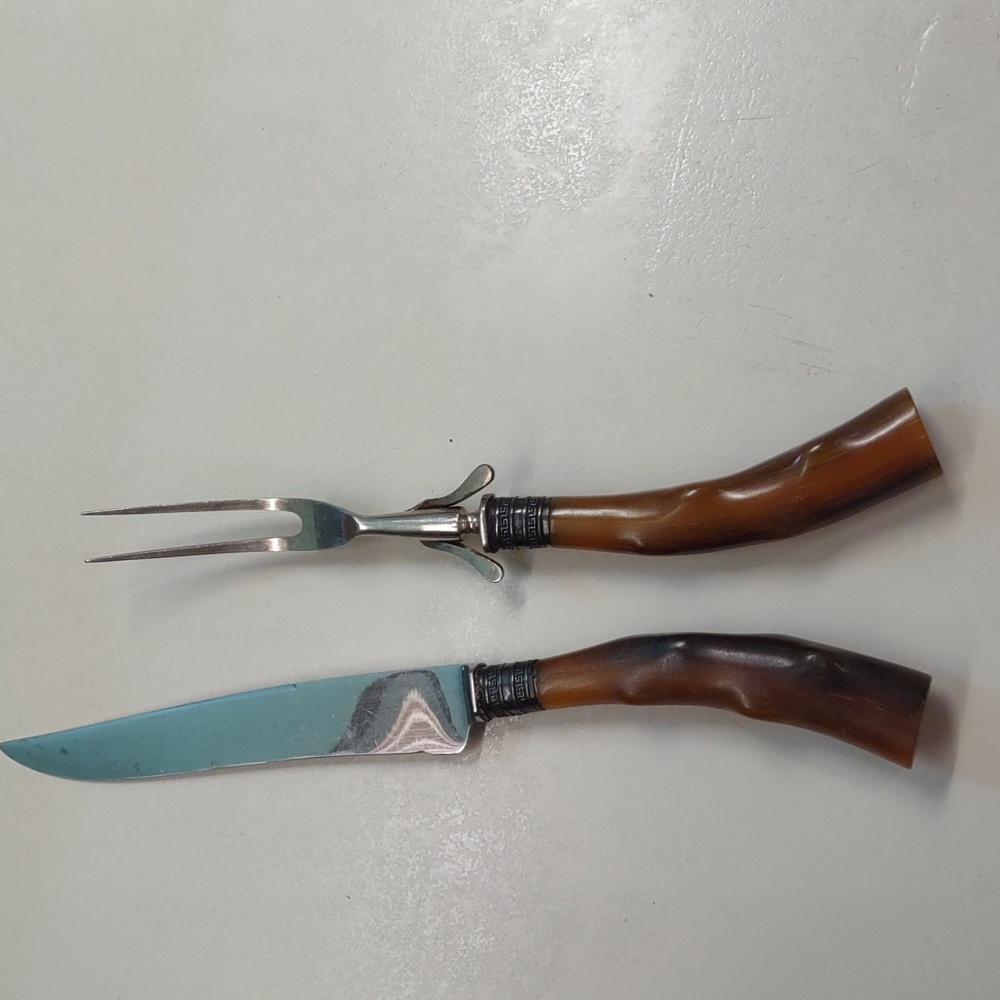 Carving knife and fork (Old, at least 70 years)